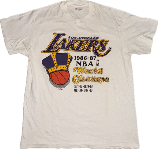 1 of 1…….1986/87 vintage lakers tee